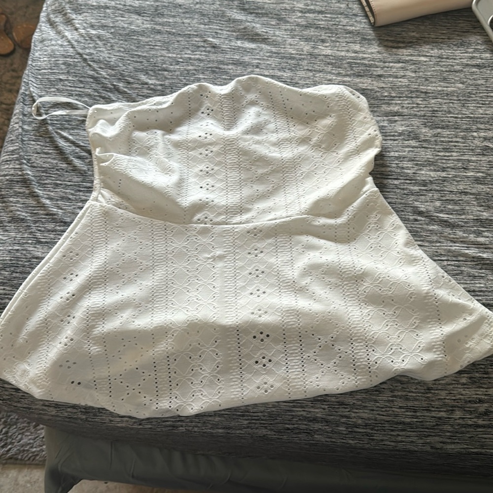 Brand new never worn to small excellent condition!